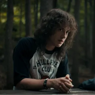 😦 Eddie Munson Stranger Things HELLFIRE CLUB телешоу, Hellfire Club, фанарт, персонаж, Эдди Мансон telegram sticker