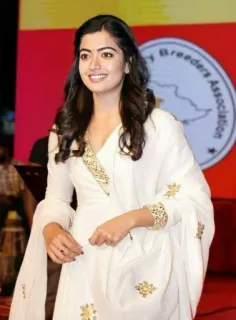 💐 Rashmika Mandanna 印度女演员, 宝莱坞, 名人, 微笑, 肖像, 白色连衣裙 telegram sticker