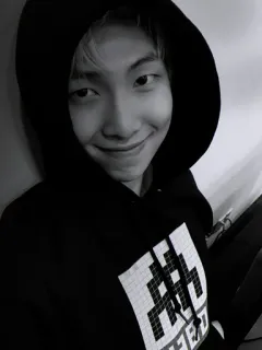 😊 RM kpop, ไอดอล, นักร้อง, เพลง, คนดัง, ภาพเหมือน telegram sticker