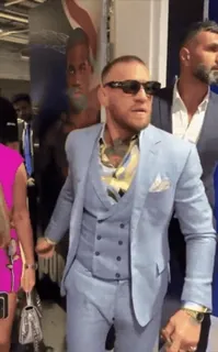🤑 Conor McGregor sportowiec, zawodnik, mma, garnitur, okulary przeciwsłoneczne telegram sticker