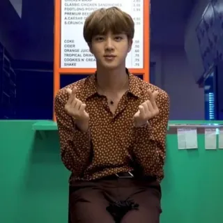 🐹 Jin CLASSIC CHICKEN SANCHE
FOOTLONG POPCO
A CAESAR
SCRUNCH
COKE
CIDER
ORANGE JUIC
TROPICAL DRA
COOKIES NCREA Person, Mann, Kpop, Promi, Musik, Sänger, Entertainer telegram sticker