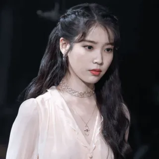 ✨ IU Koreanisch, Schauspielerin, Sängerin, Promi, Frau, K-Pop telegram sticker
