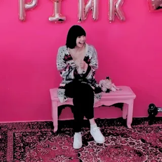 🍒 PINK розовый, шары, человек, kpop whatsapp sticker