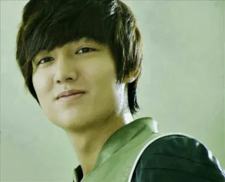 😊 Lee Min-ho актер, знаменитость, кореец, человек, мужчина telegram sticker
