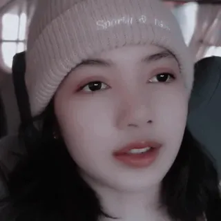 ♟ Lisa 女人, 人, 脸, 帽子, 肖像, 美丽, 名人 whatsapp sticker