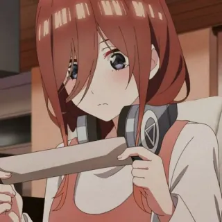 🔪 Miku Nakano The Quintessential Quintuplets аниме, манга, девушка, наушники, милый telegram sticker