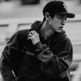 ➿ SEXUAL Mann, Kapuzenpullover, Brille, Baseballkappe, Mode, Model telegram sticker