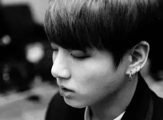 ☁️ Jungkook K-pop, BTS, cantor, coreano, idol, brincos telegram sticker