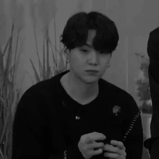 ➖ Suga kpop, suga, bts, schwarzweiß, sänger telegram sticker