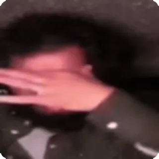 😭