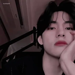 ⌯𝑻𝑨𝑬H҉𝒀𝑼𝑵𝑮 ⌯𖧵 ࣪˒›› • @BTS_TEXTS ᥫ݂᭡ whatsapp stickers