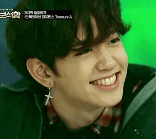 ☁ 마지막 보물인가 người, cười, thiếu niên, con trai, bông tai telegram sticker