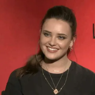 🦋 Katherine Langford attrice, ritratto, celebrità, donna whatsapp sticker