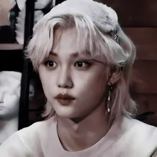 😐 Felix kpop, singer, portrait, music, idol, celebrity telegram sticker