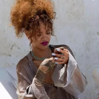 💸 Rihanna Rihanna, singer, celebrity, woman, fashion telegram sticker