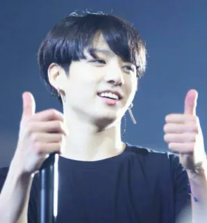👍 Kpop, Мужчина, Большой палец вверх, Портрет, Человек, Знаменитость, Позитивный, Азиат whatsapp sticker