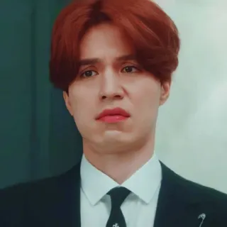 ▪️ Lee Dong-wook aktor korea, rambut merah, ganteng, pria, aktor whatsapp sticker