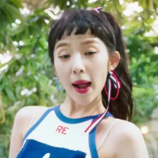🥴 RE donna, ritratto, coreana, Irene, Red Velvet, K-pop, cantante telegram sticker