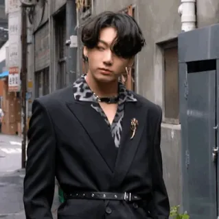🕸 Jungkook Jungkook, Coreano, Cantor, Homem, Terno, Estilo, K-Pop telegram sticker