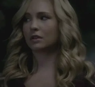 🙄 Caroline Forbes The Vampire Diaries vampiro, loira, retrato, série de TV telegram sticker