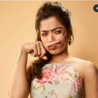 🤧 whatsapp sticker