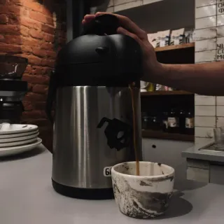 😍 café, mão, xícara, bebida, bebida, café, cozinha, cafeína whatsapp sticker