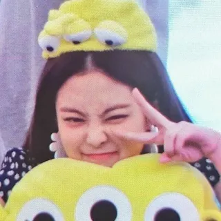 🥟 mulher, fofo, brinquedo, alienígena, olhos whatsapp sticker