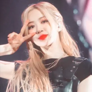 🐰 женщина, девушка, знак мира, портрет, блондинка, K-pop telegram sticker