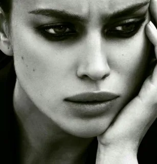 ☄ Irina Shayk Model, Potret, Hitam putih, Mode, Kecantikan, Wanita, Wajah whatsapp sticker
