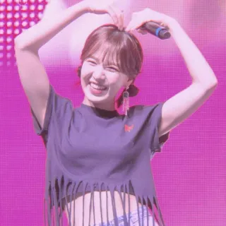 🐚 femme, fille, coeur, sourire, joyeux, performance whatsapp sticker