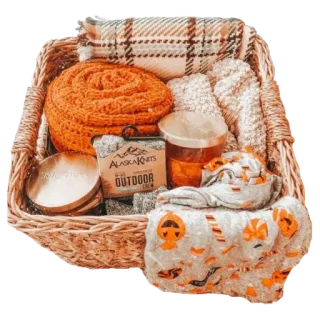 🧺 basket, gift, blanket, socks, candle, autumn, cozy telegram sticker