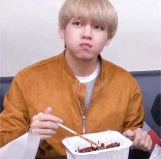🐺 V K-pop, BTS, Kim Taehyung, Mangiare telegram sticker