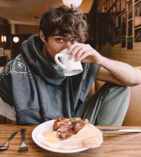 ☕️ homme, nourriture, petit déjeuner, café, intérieur, personne, repas, portrait whatsapp sticker