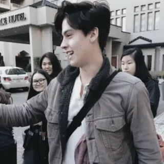 🌨 Cole Sprouse Cole Sprouse, actor, fan, celebridad, persona, hombre, entretenimiento telegram sticker