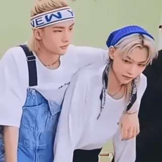 😻 NEW YORK 사람, 인물사진, 패션, K팝, 밴드, 음악 whatsapp sticker