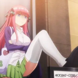 🦋 Nino Nakano The Quintessential Quintuplets anime, chica, pelo rosa, uniforme escolar telegram sticker