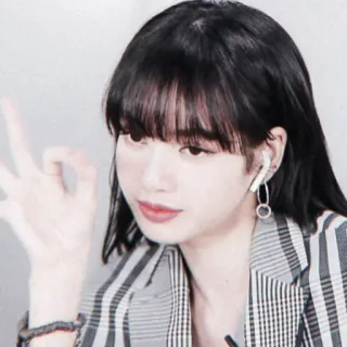 👌 woman, person, celebrity, kpop, singer whatsapp sticker
