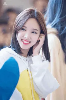 🐙 Nayeon kpop, twice, 歌手, 偶像, nayeon, 微笑 telegram sticker