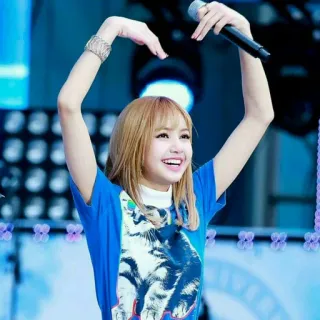 ♥️ Lisa kpop, idole, chanteur, cœur, mignon, femme, portrait telegram sticker