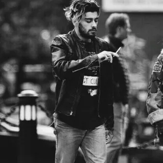 ✖️ Zayn Malik 歌手, 抽烟, 男人, 街头风, 名人 telegram sticker