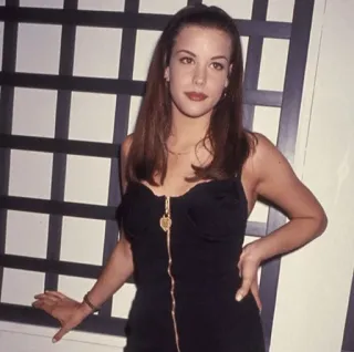 🍒 Liv Tyler Liv Tyler, atriz, celebridade, vestido preto, retrato telegram sticker