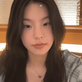 🪤 phụ nữ, chân dung, selfie, người, nữ, châu á whatsapp sticker