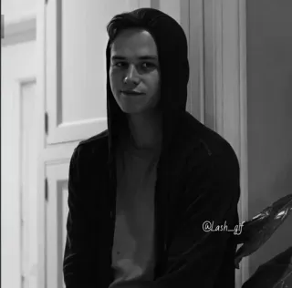 ▪️ @Lash_gif persoon, hoodie, portret, zwart wit telegram sticker
