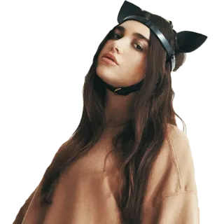 😏 mulher, retrato, orelhas, orelhas de animais, casual, posando, bonita, atraente telegram sticker