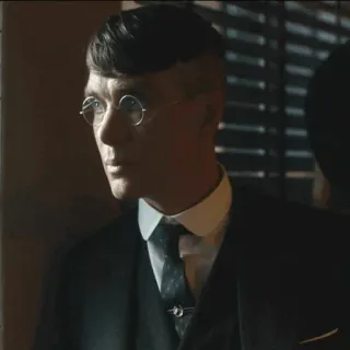 🚬 Thomas Shelby Peaky Blinders Peaky Blinders, Thomas Shelby, Cillian Murphy, Anglia, Lata 20 telegram sticker