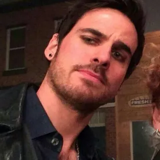 😡 Captain Hook Once Upon a Time Capitán Garfio, Érase una vez, Colin O'Donoghue, Pirata, Fantasía, Televisión whatsapp sticker