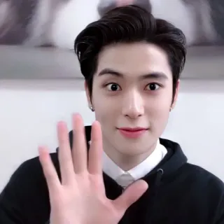 📸 韩国, 男孩, 男人, 挥手, 问候, 你好 telegram sticker