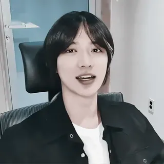 🥠 whatsapp sticker