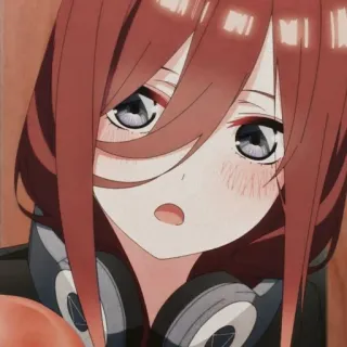 🔪 Miku Nakano The Quintessential Quintuplets Аниме, Девочка, Мику Накано, Пять невест, Наушники telegram sticker