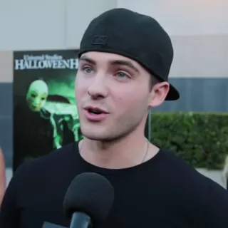 📟 Halloween Horror Nights HALLOWEENHHN man, hat, event, horror, movie telegram sticker